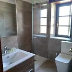 Apartment Llave De Santillana