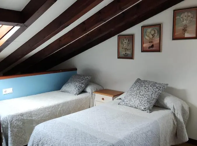 Llave De Santillana Santillana del Mar