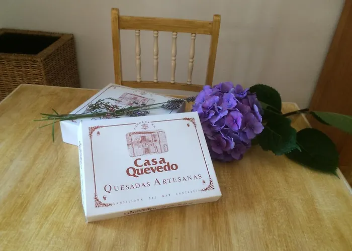 Llave De Santillana Apartment *